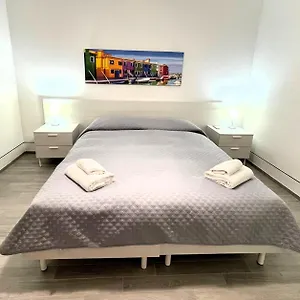 https://canaletto-room-venice.hotelslidodijesolo.com